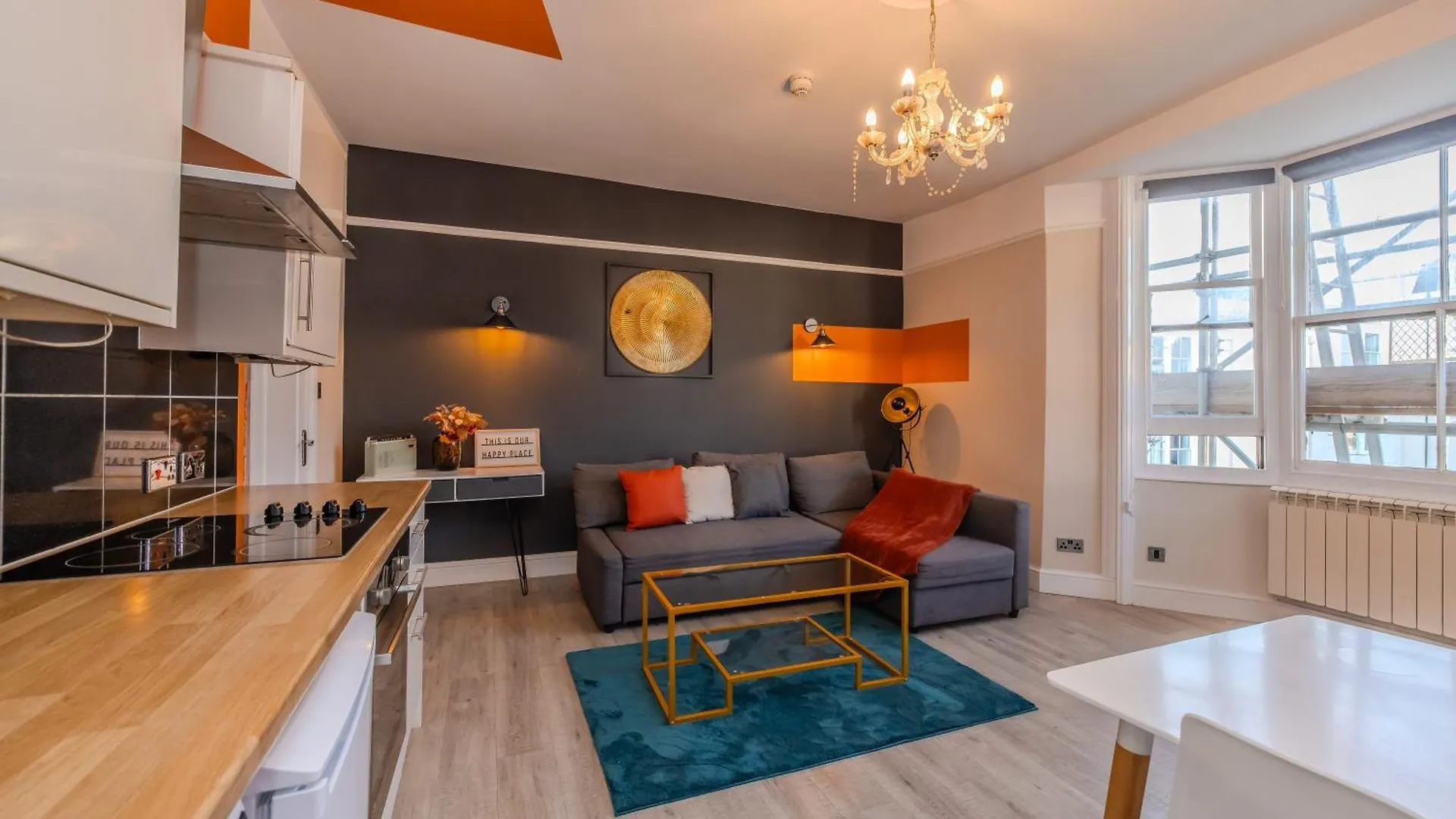 Amazing 2 Bedroom Flat Next To Brighton Beach Sleep 6