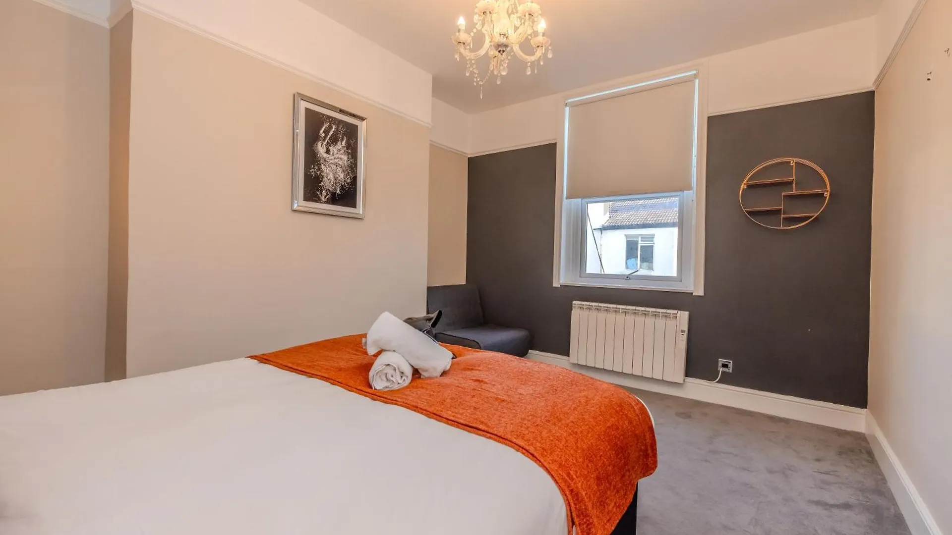 Amazing 2 Bedroom Flat Next To Brighton Beach Sleep 6